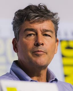 Kyle Chandler