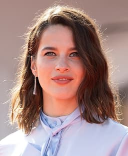 Rebecca Marder