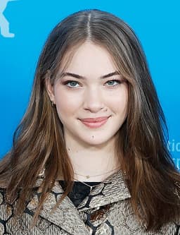 Leyla Smyrna Cabas