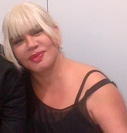 Sezen Aksu
